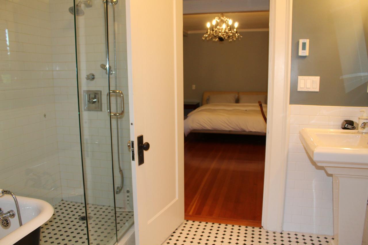 Cartier Guest House แวนคูเวอร์ ภายนอก รูปภาพ